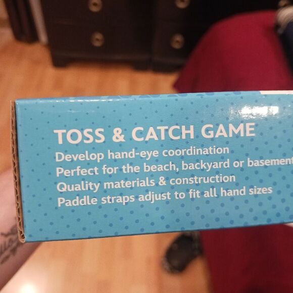 Mickey & Friends Toss & Catch Game - Picture 2 of 5